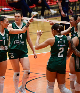 Ο Παναθηναϊκός μπήκε με το «δεξί» στα play offs και «βλέπει» τα ημιτελικά της Volley League Γυναικών