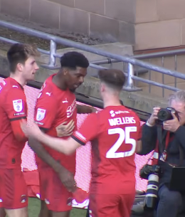 70αρι παρολί για μεγάλο Σαββατοκύριακο!