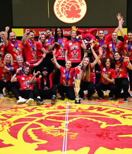 Ολοκλήρωσε το νταμπλ ο Αθηναϊκός, απονεμήθηκε το τρόπαιο της Α1 Γυναικών στην ομάδα του Βύρωνα