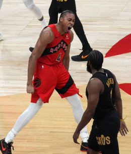 Θρίλερ σε... ρυθμούς EuroLeague στο Τορόντο: Οι Ράπτορς ισοφάρισαν τη σειρά με τους Καβαλίερς