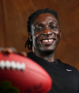 Τον διάλεξαν να αγωνιστεί στο κορυφαίο πρωτάθλημα του κόσμου κι ας μην έχει παίξει ξανά ποδόσφαιρο