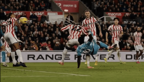 Η μάχη της ανόδου στην Premier League και η έκπληξη που πρέπει να δεις!