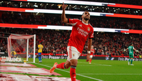 Σκόραρε ξανά ο ασταμάτητος Παυλίδης κι άνοιξε το σκορ για την Μπενφίκα (video)