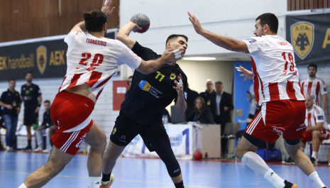 Πού θα δείτε τον τελικό Κυπέλλου ανάμεσα σε ΑΕΚ και Ολυμπιακό