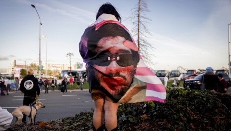 Οι Green Day (αυτο)λογοκρίθηκαν, ο Bad Bunny δεν έβγαλε κουβέντα - To show στο Super Bowl δεν είχε πολιτική