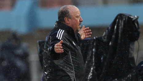 Μπενίτεθ: «Η ομάδα βελτιώνεται - Ήμουν απογοητευμένος στο ημίχρονο που δεν τελειώσαμε το ματς»