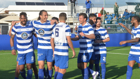 Ξέσπασε ο πρόεδρος της Ελλάς Σύρου: «Δεχόμαστε πόλεμο, προετοιμαζόμαστε από τώρα για τα επόμενα ματς»