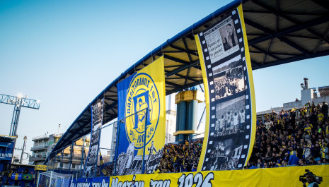 Η επετειακή φανέλα του Παναιτωλικού - Εντυπωσιακές εικόνες από τα 100 χρόνια (photos & videos)