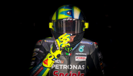 Οδηγοί ή απλοί επιβάτες; Δύο ιστορίες στον μηχανοκίνητο αθλητισμό που δίνουν την απάντηση