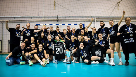 Ο ΠΑΟΚ πήρε το πρώτο του τρόπαιο στα 100 χρόνια ζωής - Η «χρυσή» βίβλος στο χάντμπολ