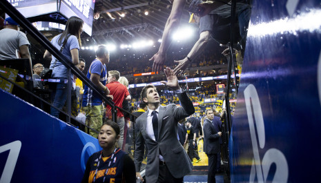 Ο «αρχιτέκτονας» της Δυναστείας των Γουόριορς επιστρέφει και οι Μάβερικς θέλουν να τον κάνουν δικό τους