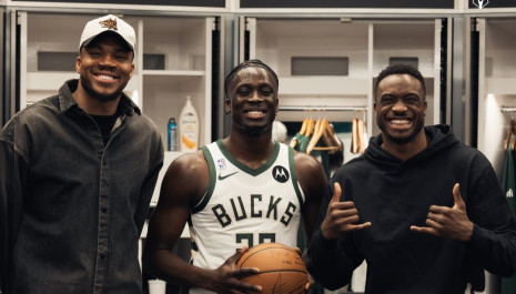 Έγραψαν ιστορία οι Αντετοκούνμπο - Για πρώτη φορά τρία αδέλφια ήταν στο ίδιο ρόστερ στο NBA