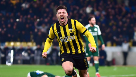 Η απίθανη χρονιά του Γιόβιτς στην ΑΕΚ και τα ρεκόρ που κυνηγά