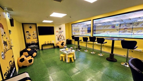 Μια υπέροχη ιστορία στο Sensory Room της ΑΕΚ: «Στο γήπεδο με τον γιο μου στο φάσμα του αυτισμού»