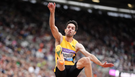 Που θα δείτε τον αγώνα του Τεντόγλου στο Piraeus Street Long Jump στον Πειραιά