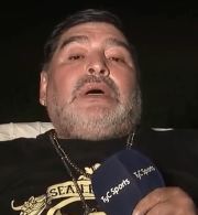 Η οικογένενεια του Μαραντόνα «επιτίθεται»: Καταγγελίες για χειραγώγηση από τους γιατρούς!