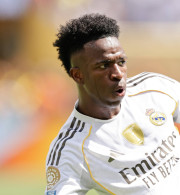 Ποιος Χάμιλτον! Η Κιμ Καρντάσιαν με τον Βινίσιους στο Παρίσι (photo)