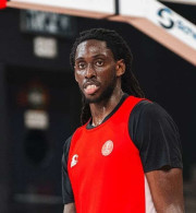 «Φουλάρει» για την ανανέωση του Μότλεϊ η Χάποελ Τελ Αβίβ