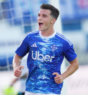 Μπορεί μια ομάδα να διαπρέψει μόνο με ξένους παίκτες; Πώς η Κόμο του Δουβίκα καταφέρνει να ξεχωρίζει