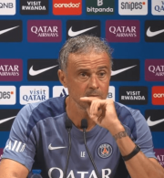 Aνανεώνει με την Παρί ο Ενρίκε και βάζει... τέλος στις φήμες για τη Μάντσεστερ Γιουνάιτεντ