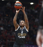 Ο Κάρλικ Τζόουνς χάρισε νίκη... τιμής στην Παρτίζαν κόντρα στη Βιλερμπάν