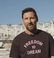 Σταρ κι εκτός γηπέδων: Ο Λιονέλ Μέσι πρωταγωνιστεί σε βίντεο κλιπ και γίνεται viral