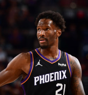 «Έσκασε» trade για τους Μπακς: Τα «Ελάφια» πήραν τον Νάιτζελ Χέιζ-Ντέιβις!