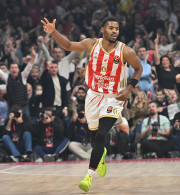 Άντεξε στην αντεπίθεση της «σκληρής» Βιλερμπάν και έφυγε με το διπλό ο Ερυθρός Αστέρας