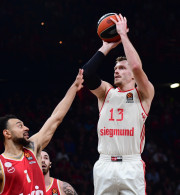 Δεν πάει πουθενά: Ο Ομπστ ανανέωσε για τρία χρόνια με την Μπάγερν Μονάχου