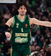 Η πράσινη έκπληξη... γενεθλίων στον Οσμάν και το σύνθημα για το 8ο (video)