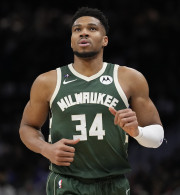 Γιάννης Αντετοκούνμπο: Η αποχώρηση από τους Μπακς και τα δεδομένα για το μέλλον του (video)