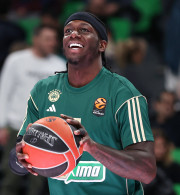 Παίζει ο Ναν με Φενέρμπαχτσε, επέστρεψε στις προπονήσεις του Παναθηναϊκού