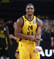 Η βαθμολογία της Stoiximan GBL μετά τις νίκες ΠΑΟΚ, Πανιωνίου, ΑΕΚ και Περιστερίου