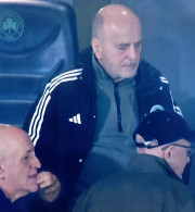 Η απογοήτευση στο πρόσωπο του Γιάννη Αλαφούζου μετά το ματς με τον ΠΑΟΚ