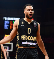 Ο Οκόμπο «ντύθηκε» Μάικ Τζέιμς και η Μονακό έκανε την ανατροπή απέναντι στη Μιλάνο