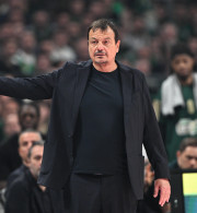 EuroLeague by night: Τα δεδομένα για την απόκτηση σέντερ στον Παναθηναϊκό και την εξάδα ξένων στις εγχώριες διοργανώσεις