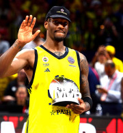 «He's back»: Η Euroleague καλωσόρισε τον Νάιτζελ Χέιζ-Ντέιβις (video)