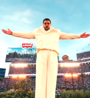 Πώς ο Bad Bunny συνδέεται με τον Λεβαδειακό και τη μάχη με τον ΟΦΗ (video)