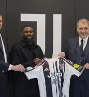 Συγκλονίζει παίκτης της Γιουβέντους: «Πέρασα μήνες κλεισμένος με τον προπονητή μου και τη γυναίκα μου»