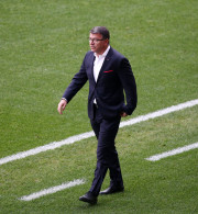 Η εντυπωσιακή επιστροφή του Λεμονή στους πάγκους - Τον αποθεώνουν στη Σερβία