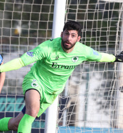 Nτύθηκε... Τρούμπιν ο Θεοδωράκης και έσωσε τον βαθμό για την Μαρκό!