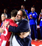 Ρέτσος σε Μαρινάκη: «Σε κοιτάζουμε στα μάτια - Θα είμαστε πρωταθλητές»