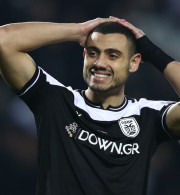 Η αλήθεια πίσω από τα πέναλτι του Γιακουμάκη και ο λόγος που αποφεύγει να εκτελεί αριστερά