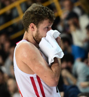 Χωρίς Βεζένκοφ και Μιλουτίνοφ στο Κάουνας ο Ολυμπιακός - Αγώνας δρόμου για να προλάβουν το ντέρμπι αιωνίων!