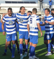 Περίπατο προς την παραμονή η Ελλάς Σύρου απέναντι στο Αιγάλεω