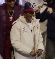 «Μύριζε παντού χόρτο έξω από τα αποδυτήρια» - Ο Snoop Dog προκάλεσε χαμό με την επίσκεψή του στη Σουόνσι