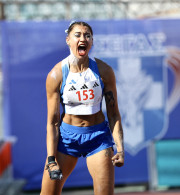 Παγκόσμιο κλειστού: Πρόσκληση για τη Ντραγκομίροβα, η πρώτη Ελληνίδα αθλήτρια συνθέτων στον θεσμό