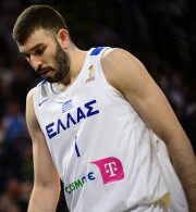 Οριστικά εκτός αγώνα με το Μαυροβούνιο ο Ρογκαβόπουλος - Στη θέση του ο Κακλαμανάκης