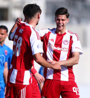 Ο Ολυμπιακός Β έκανε χαλάστρα στον Πανιώνιο και δωρίζει την άνοδο στην Καλαμάτα