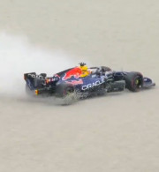 Σε ιατρικό κέντρο ο Φερστάπεν μετά από ατύχημα - «Δεν μου έχει συμβεί ποτέ στη ζωή μου» (video)